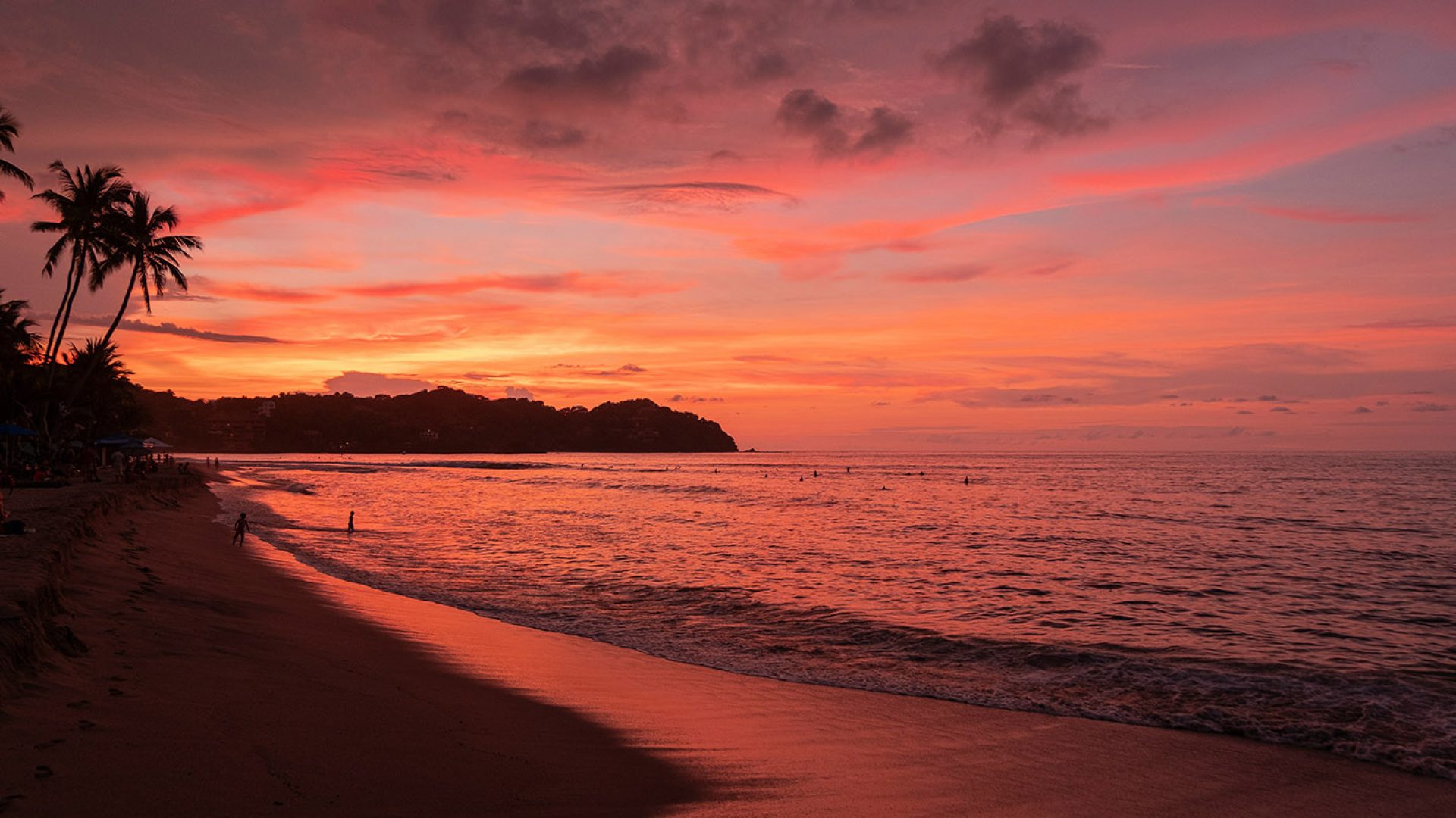 Most Affordable Restaurants For The Hush Hour  In Chicago